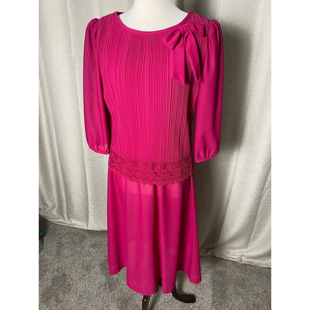 Vintage 70s Good Times Pink Pleated Lace Trim Midi Dress Bow Accent Womens 9/10